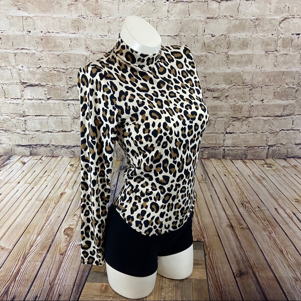 Gaze leopard mock neck long sleeve top size XS - Picture 7 of 10